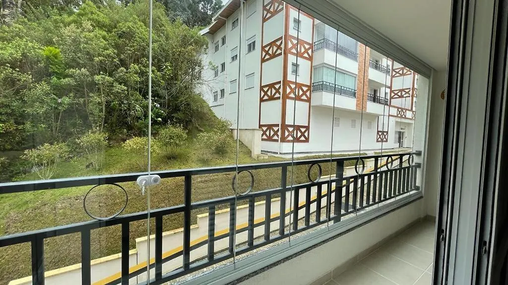 Apartment Oasis em Campos: Charmoso Apartamento com Vista para Fonte Simão Campos do Jordao Brazil