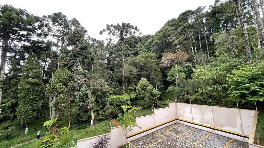 Oasis em Campos: Charmoso Apartamento com Vista para Fonte Simão Campos do Jordao
