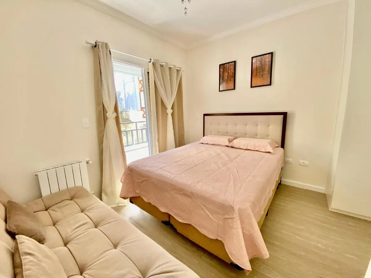 Oasis em Campos: Charmoso Apartamento com Vista para Fonte Simão Campos do Jordao Apartment